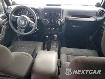 Zdjęcie 8 z 13 samochodu: 2012 JEEP WRANGLER UNLIMITED SPORT VIN:1C4BJWDG7CL122177 - miniatura