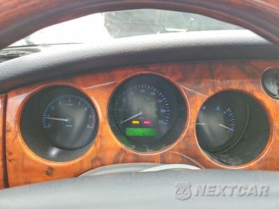 Zdjęcie 9 z 13 samochodu: 1998 JAGUAR XK8 VIN:SAJGX2249WC022917 - miniatura