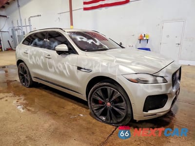 Czwarte zdjęcie samochodu z boku: 2017 JAGUAR F-PACE S VIN:SADCM2BV4HA057558 - miniatura