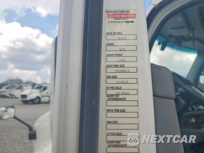 Zdjęcie 12 z 13 samochodu: 2019 KENWORTH T680 SEMI TRUCK VIN:1XKYA48XXKJ297076 - miniatura