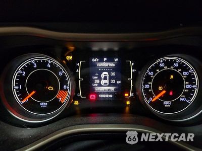 Zdjęcie 9 z 12 samochodu: 2015 JEEP CHEROKEE LATITUDE VIN:1C4PJMCB6FW653101 - miniatura
