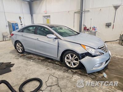 Czwarte zdjęcie samochodu z boku: 2012 HYUNDAI SONATA LIMITED VIN:5NPEC4AC2CH423327 - miniatura
