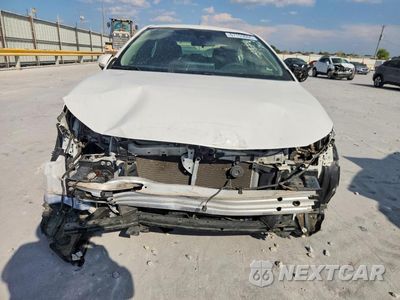 Piąte zdjęcie samochodu w środku: 2020 TOYOTA COROLLA LE VIN:JTDEPRAE7LJ021135 - miniatura