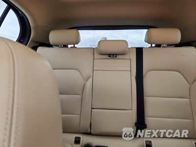 Zdjęcie 10 z 14 samochodu: 2019 MERCEDES-BENZ GLA 250 VIN:WDCTG4EB0KJ553121 - miniatura
