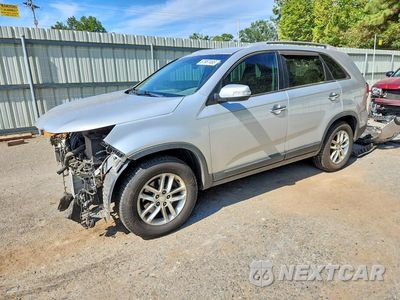 2015 KIA SORENTO LX 5XYKT3A67FG562050 - główne zdjęcie licytacji z USA - miniatura