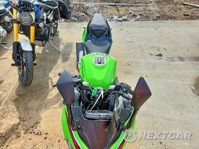 Piąte zdjęcie samochodu w środku: 2023 KAWASAKI EX400 VIN:JKAEXKG14PDAS0876 - miniatura