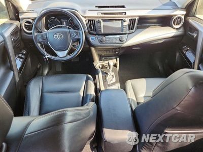Zdjęcie 8 z 13 samochodu: 2016 TOYOTA RAV4 HV LIMITED VIN:JTMDJREV3GD043192 - miniatura