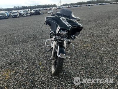 Drugie zdjęcie samochodu z przodu: 2010 HARLEY-DAVIDSON FLHTCU VIN:1HD1FC41XAB618762 - miniatura