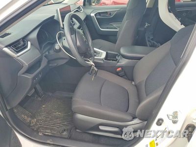 Zdjęcie 7 z 13 samochodu: 2025 TOYOTA RAV4 LE VIN:JTMMWRFV0SD319658 - miniatura