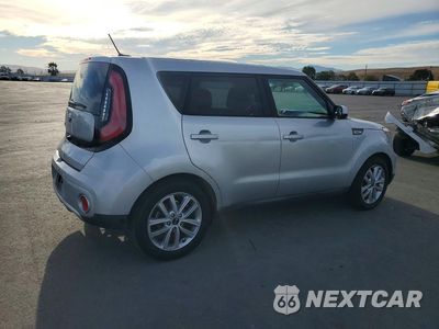 Trzecie zdjęcie samochodu z tyłu: 2017 KIA SOUL + VIN:KNDJP3A52H7497809 - miniatura