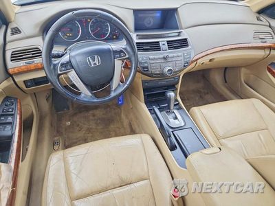 Zdjęcie 8 z 13 samochodu: 2010 HONDA ACCORD EXL VIN:1HGCP3F84AA002130 - miniatura