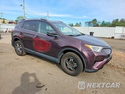Czwarte zdjęcie samochodu z boku: 2018 TOYOTA RAV4 LE VIN:2T3BFREV0JW770910 - miniatura