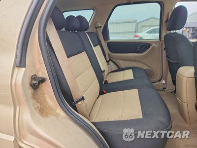 Zdjęcie 10 z 11 samochodu: 2007 FORD ESCAPE XLT VIN:1FMYU03167KB08693 - miniatura
