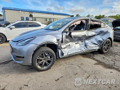 2024 TESLA MODEL Y 7SAYGDEE7RA299253 - główne zdjęcie licytacji z USA - miniatura