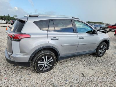 Trzecie zdjęcie samochodu z tyłu: 2016 TOYOTA RAV4 LE VIN:2T3ZFREV8GW241745 - miniatura