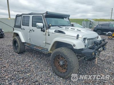 Czwarte zdjęcie samochodu z boku: 2011 JEEP WRANGLER UNLIMITED SAHARA VIN:1J4BA5H19BL572440 - miniatura