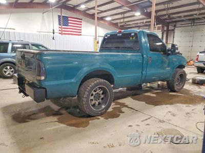 Trzecie zdjęcie samochodu z tyłu: 2005 FORD F250 SUPER DUTY VIN:1FTSF20P15EC42130 - miniatura