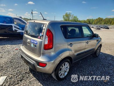 Trzecie zdjęcie samochodu z tyłu: 2013 KIA SOUL + VIN:KNDJT2A63D7586202 - miniatura