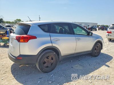 Trzecie zdjęcie samochodu z tyłu: 2015 TOYOTA RAV4 LE VIN:2T3BFREV2FW332672 - miniatura