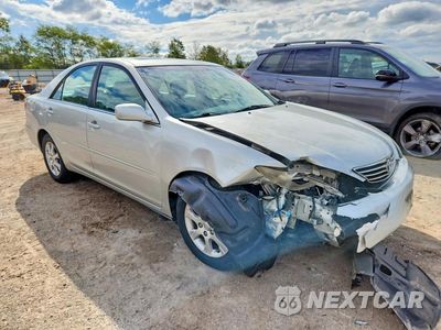 Czwarte zdjęcie samochodu z boku: 2005 TOYOTA CAMRY XLE V6 VIN:4T1BF30K25U595326 - miniatura