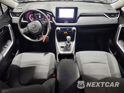 Zdjęcie 8 z 13 samochodu: 2023 TOYOTA RAV4 XLE VIN:2T3P1RFV8PW374493 - miniatura