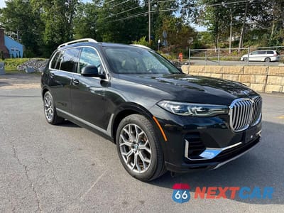 Czwarte zdjęcie samochodu z boku: 2019 BMW X7 XDRIVE40I VIN:5UXCW2C54KL085729 - miniatura