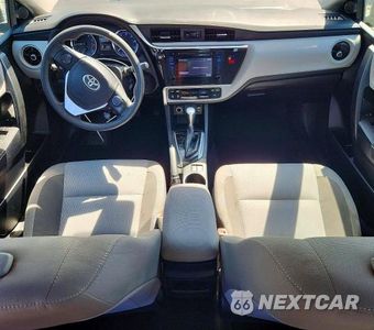 Zdjęcie 8 z 13 samochodu: 2019 TOYOTA COROLLA LE VIN:2T1BURHE4KC234474 - miniatura