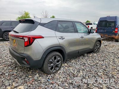 Trzecie zdjęcie samochodu z tyłu: 2024 KIA SELTOS LX VIN:KNDEPCAA0R7502201 - miniatura