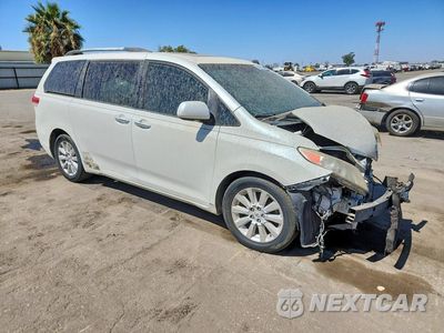 Czwarte zdjęcie samochodu z boku: 2011 TOYOTA SIENNA LIMITED 7-PASSENGER VIN:5TDYK3DC5BS155016 - miniatura