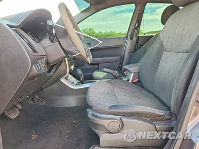 Zdjęcie 7 z 12 samochodu: 2010 FORD FOCUS SE VIN:1FAHP3FN4AW218109 - miniatura
