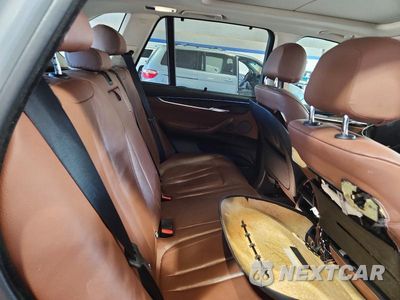 Zdjęcie 11 z 13 samochodu: 2014 BMW X5 XDRIVE35I VIN:5UXKR0C56E0K45879 - miniatura