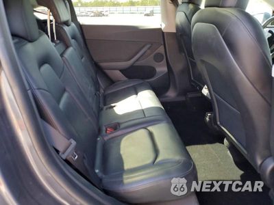 Zdjęcie 10 z 13 samochodu: 2022 TESLA MODEL Y VIN:7SAYGDEF7NF574383 - miniatura