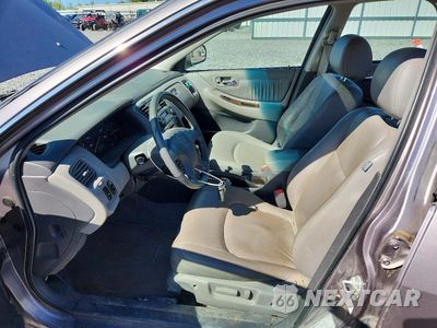 Zdjęcie 7 z 12 samochodu: 2000 HONDA ACCORD EX VIN:1HGCG1655YA007826 - miniatura