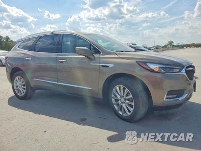Czwarte zdjęcie samochodu z boku: 2019 BUICK ENCLAVE ESSENCE VIN:5GAERBKW5KJ104202 - miniatura