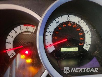 Zdjęcie 9 z 12 samochodu: 2014 TOYOTA TACOMA V6 VIN:5TFLU4EN8EX094544 - miniatura