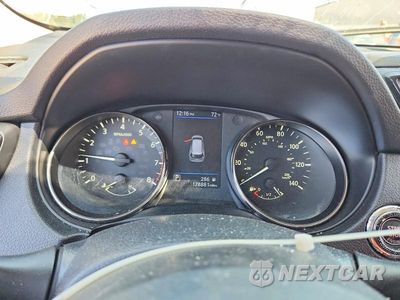 Zdjęcie 9 z 13 samochodu: 2018 NISSAN ROGUE SV VIN:KNMAT2MV7JP603338 - miniatura