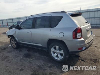 Drugie zdjęcie samochodu z przodu: 2015 JEEP COMPASS LATITUDE VIN:1C4NJCEB8FD139017 - miniatura