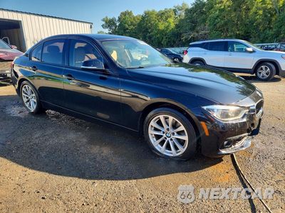 Czwarte zdjęcie samochodu z boku: 2018 BMW 320 I VIN:WBA8E1G5XJNU91576 - miniatura