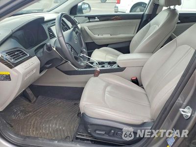 Zdjęcie 7 z 12 samochodu: 2017 HYUNDAI SONATA PLUG-IN HYBRID LIMITED VIN:KMHE54L28HA059634 - miniatura