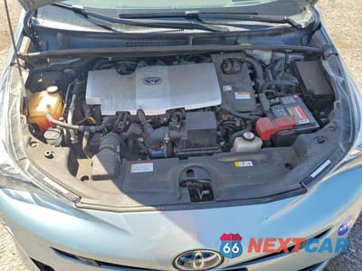 Zdjęcie 11 z 12 samochodu: 2018 TOYOTA PRIUS THREE VIN:JTDKARFU0J3547239 - miniatura