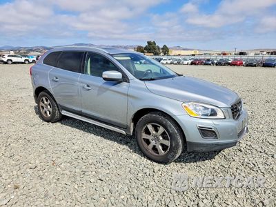 Czwarte zdjęcie samochodu z boku: 2012 VOLVO XC60 3.2 VIN:YV4940DZ5C2290522 - miniatura
