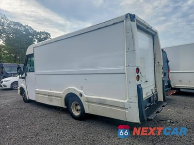 Drugie zdjęcie samochodu z przodu: 2013 ISUZU NPR VIN:JALB4T179D7W00330 - miniatura