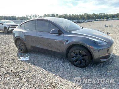 Czwarte zdjęcie samochodu z boku: 2025 TESLA MODEL Y VIN:7SAYGDED0SA372900 - miniatura