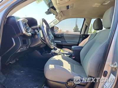 Zdjęcie 7 z 12 samochodu: 2019 TOYOTA TACOMA SR5 VIN:5TFAX5GN6KX163745 - miniatura