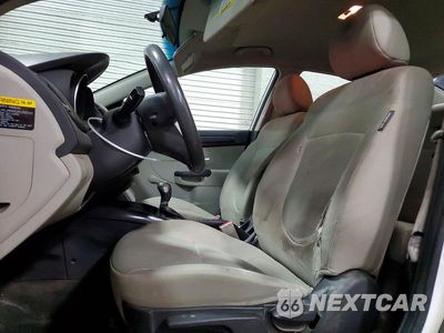 Zdjęcie 7 z 12 samochodu: 2012 KIA FORTE LX VIN:KNAFT4A25C5623451 - miniatura