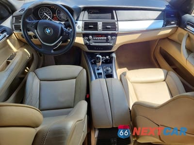 Zdjęcie 8 z 13 samochodu: 2012 BMW X5 XDRIVE50I VIN:5UXZV8C54CL424006 - miniatura