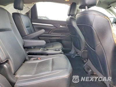 Zdjęcie 11 z 13 samochodu: 2019 TOYOTA HIGHLANDER XLE VIN:5TDKZRFH6KS351138 - miniatura