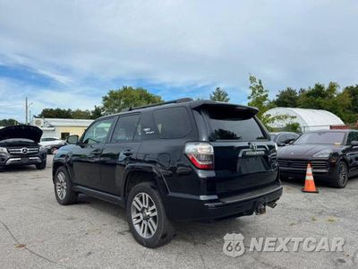 Trzecie zdjęcie samochodu z tyłu: 2022 TOYOTA 4RUNNER TRD SPORT VIN:JTESU5JR3N5998108 - miniatura