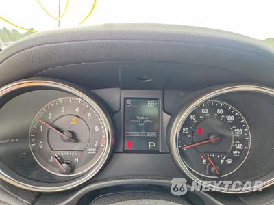 Zdjęcie 9 z 13 samochodu: 2013 JEEP GRAND CHEROKEE OVERLAND VIN:1C4RJFCG9DC566629 - miniatura