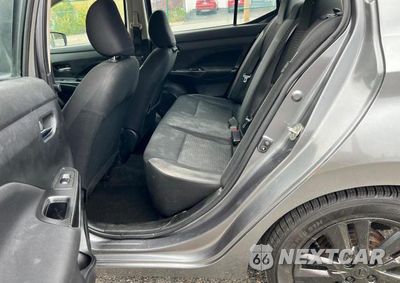 Zdjęcie 6 z 10 samochodu: 2021 NISSAN VERSA SV VIN:3N1CN8EV1ML843704 - miniatura